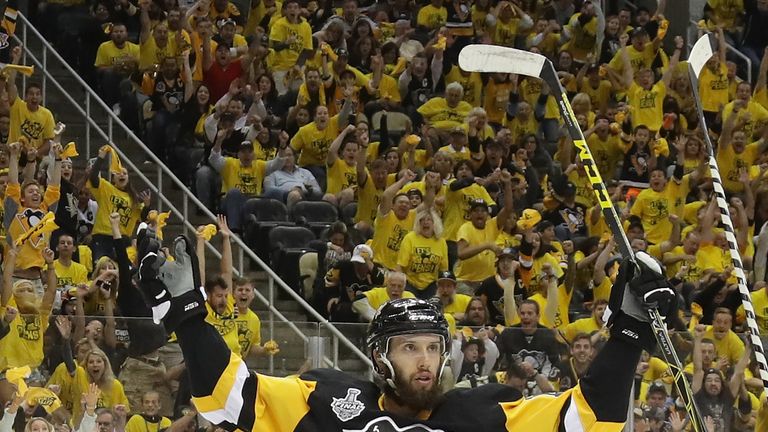 Nick Bonino scored the match-winner for Pittsburgh