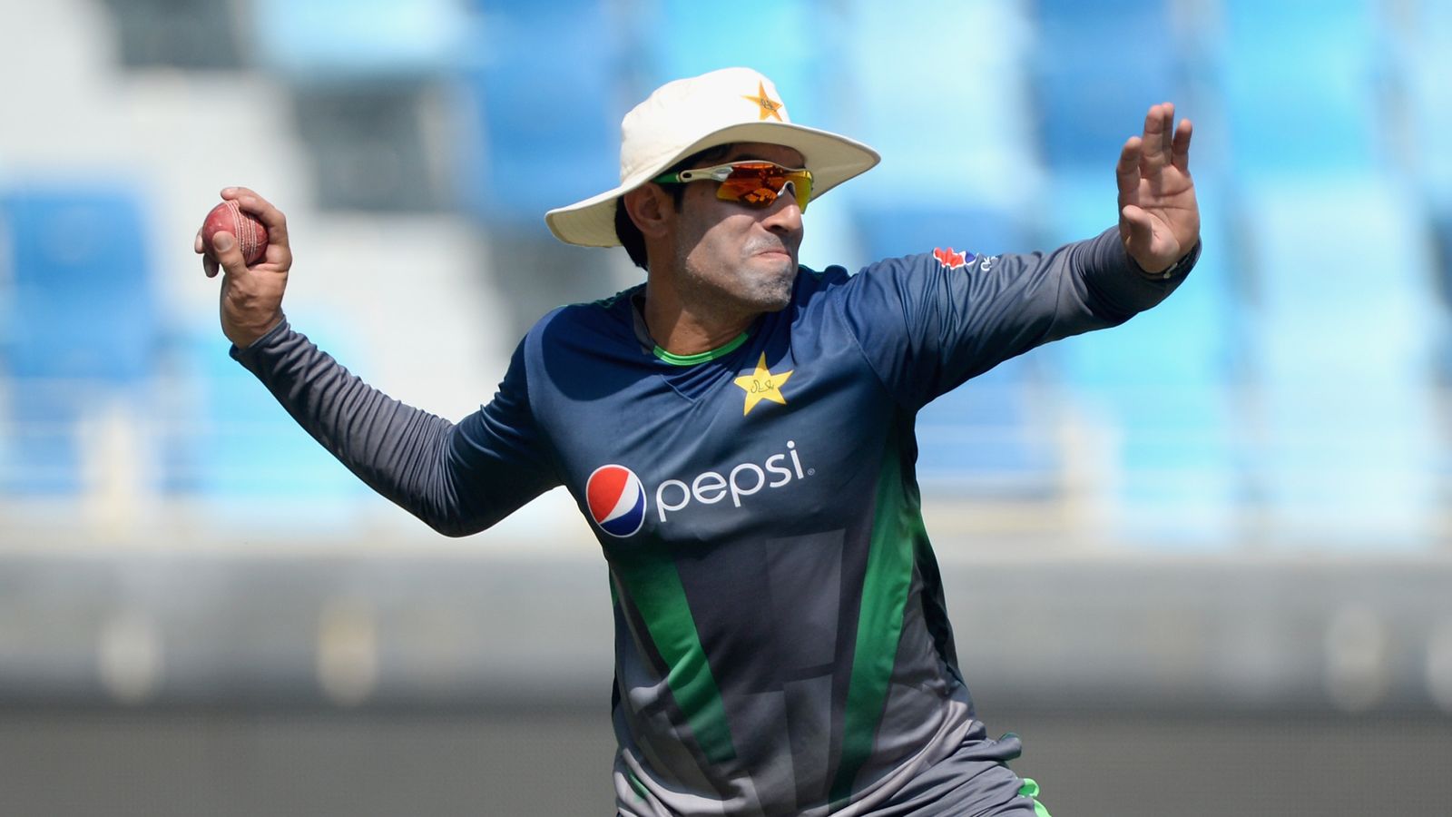 Misbah Ul Haq Braced To Help Pakistan Take On England In Test Series