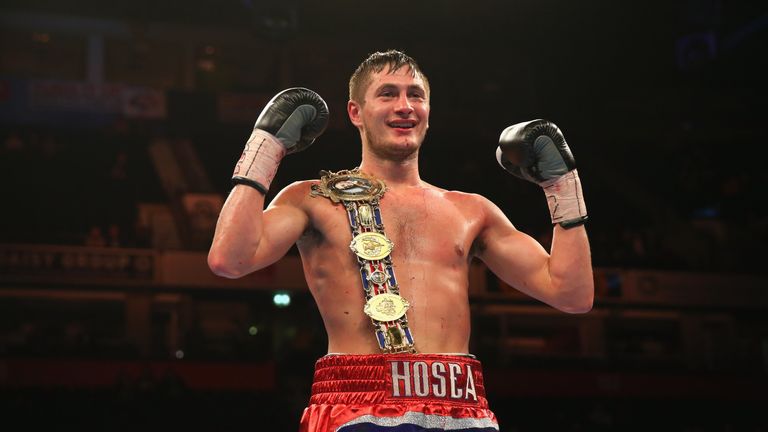 Hosea Burton defends his British title against Frank Buglioni on December 10
