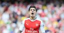 Wenger urges Bellerin to rest