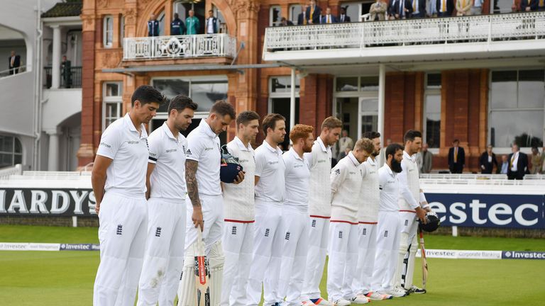 England observe a minute's silence in memory of Donald Carr
