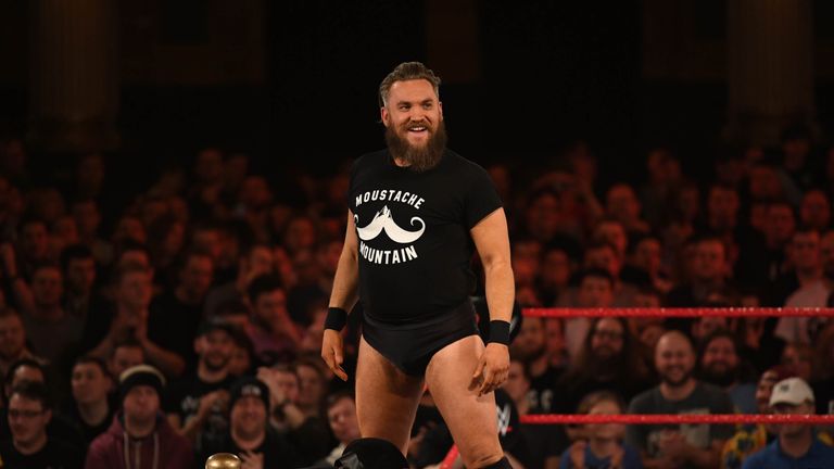 http://e0.365dm.com/17/01/16-9/20/skysports-trent-seven-wrestler-wwe_3871420.jpg