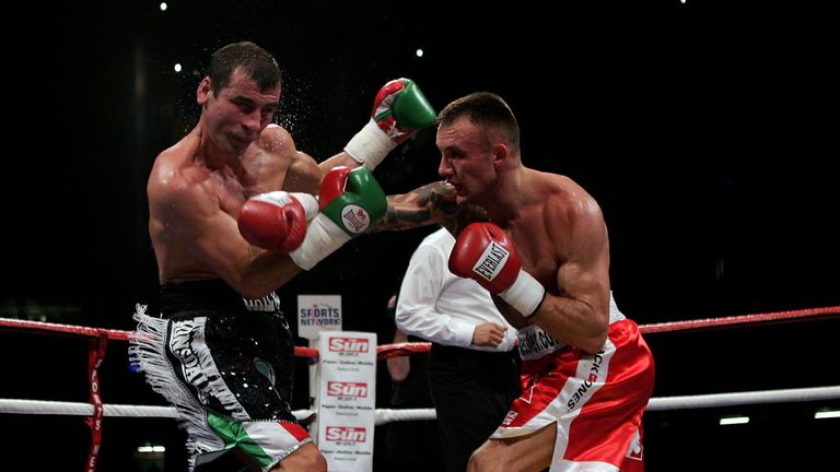 Kessler suffered his first defeat on points against Joe Calzaghe