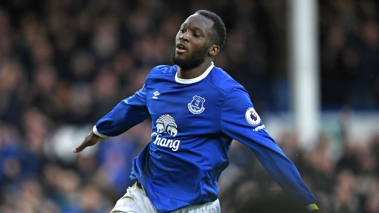Romelu Lukaku celebrates after scoring for Everton against Hull