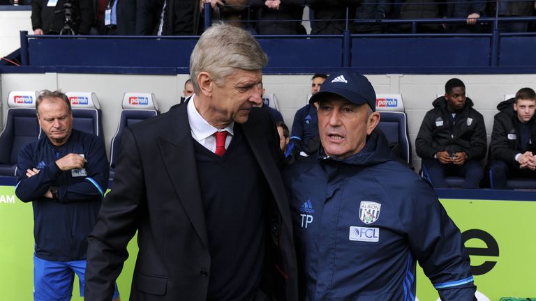 Tony Pulis has given his backing to under fire Wenger