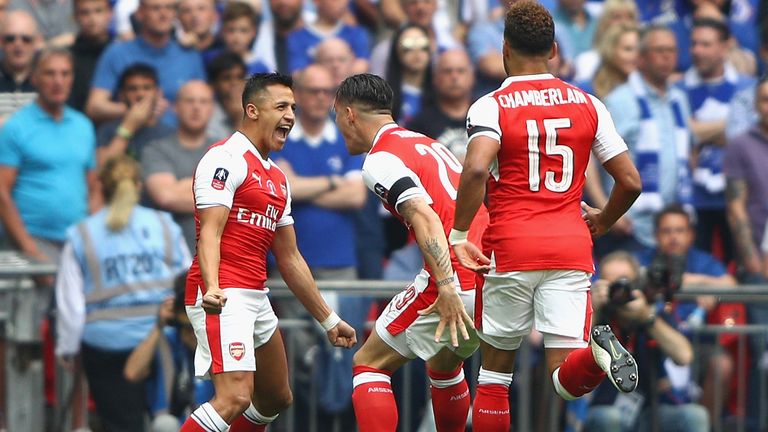 Alexis Sanchez celebrates scoring Arsenal's first goal 