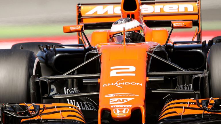 skysports-vandoorne-stoffel-f1-mclaren_3