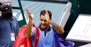 Federer marches on in Halle