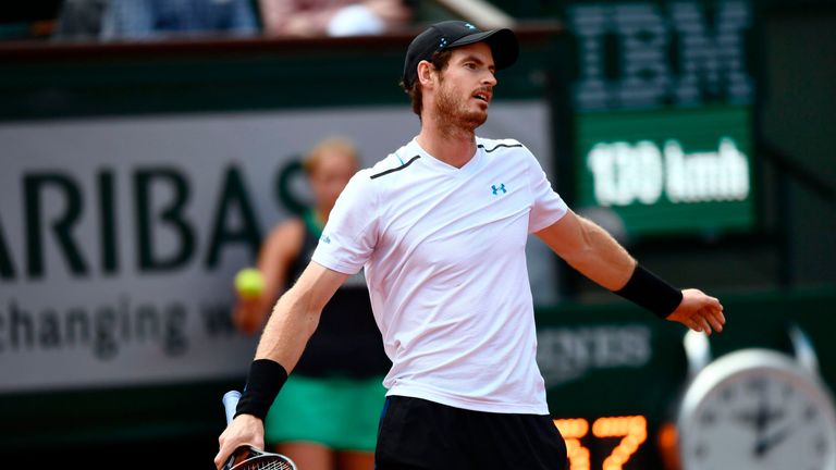 Andy Murray suffered defeat to Stan Wawrinka in a high-quality French Open semi-final