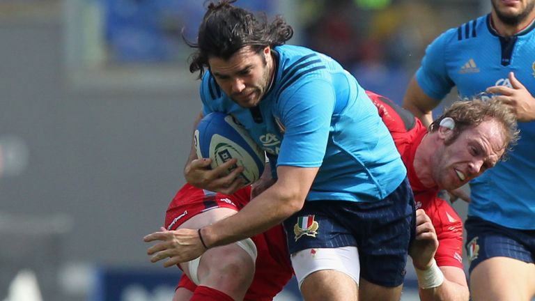 Italy international Luke McLean has left Benetton for Premiership side London Irish