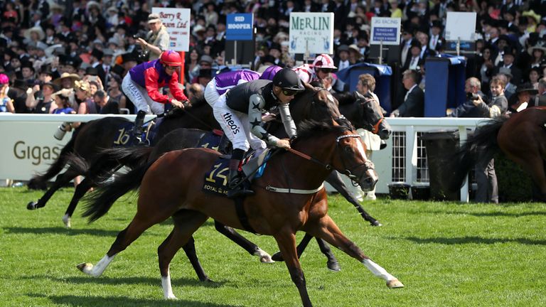 Rajasinghe on his way to winning the Coventry Stakes