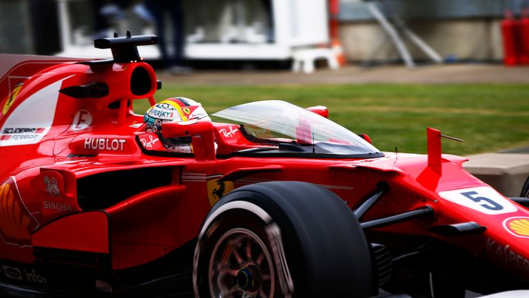 sebastian-vettel-ferrari-2017-british-gp