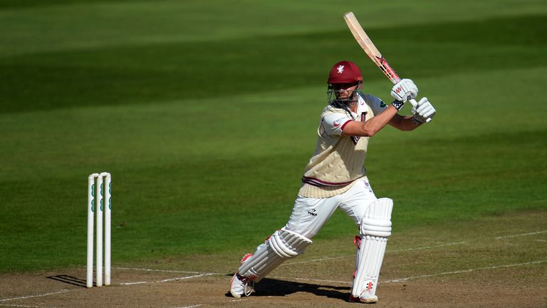 James Hildreth scored his 43rd first-class ton to put Somerset in control on day two against Hampshire