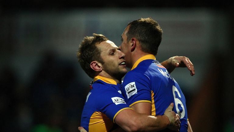 Danny McGuire (R) celebrates with Rob Burrow