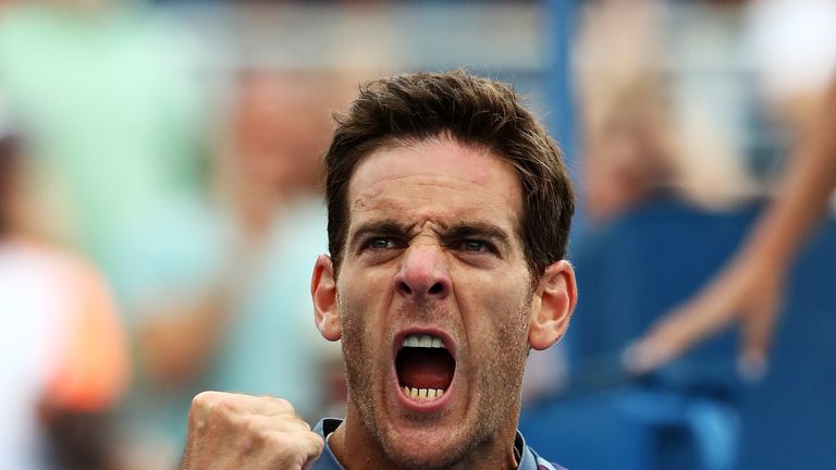 Juan Martin del Potro defended his Stockholm Open title to propel himself into contention for the season finale
