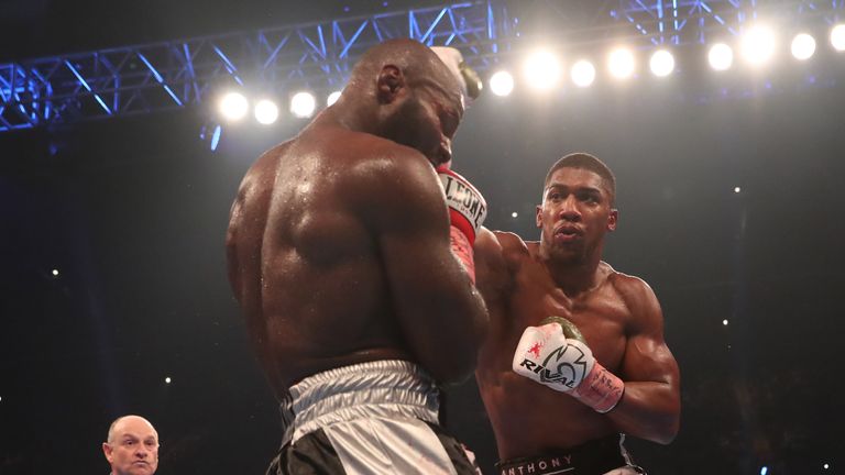 Joshua beat Takam with a 10th-round stoppage