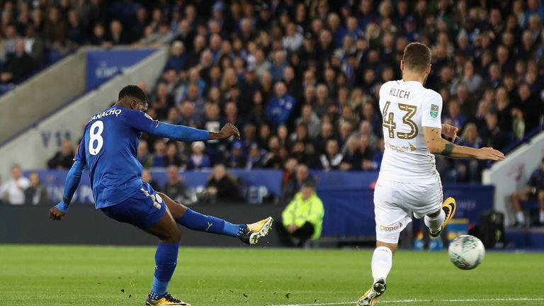 Kelechi Iheanacho equalises for Leicester