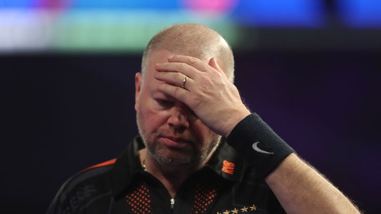 Raymond van Barneveld's struggles continued after defeat to Mervyn King