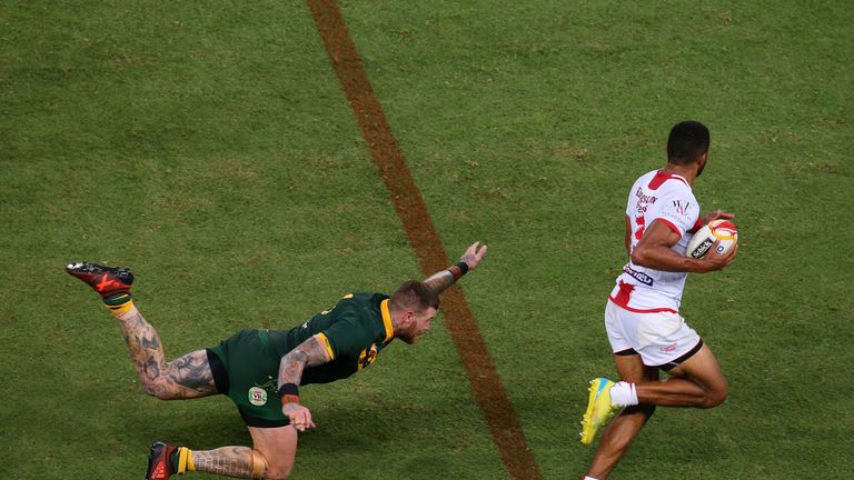 Josh Dugan's outstretched left hand may have been all that stopped England from drawing level with their hosts