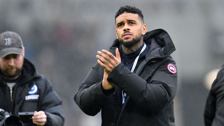 New signing Jurgen Locadia is fit and available to face Stoke