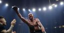 Groves outpoints Eubank Jr