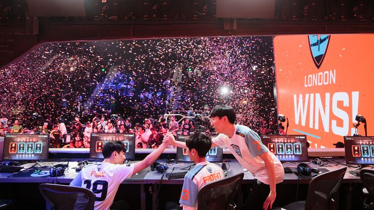 The winning moment for London Spitfire (credit: Robert Paul for Blizzard Entertainment)