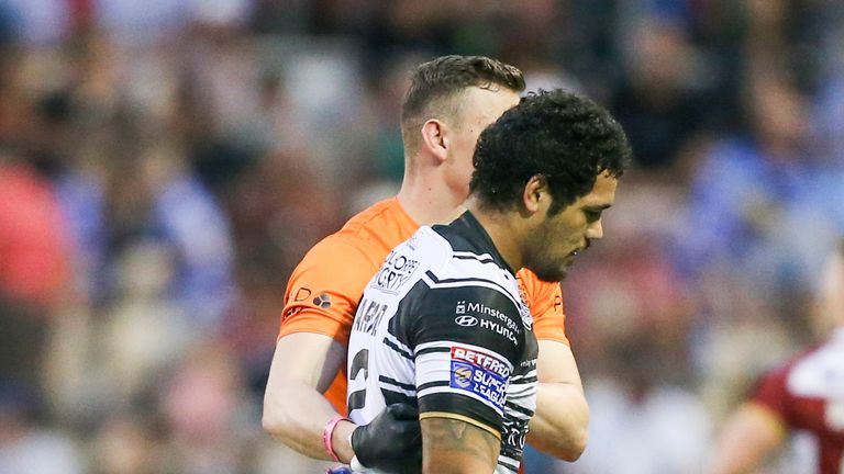 Hull lost Bureta Faraimo to injury after two minutes