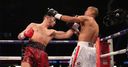Kelly dazzles in dominating Molina