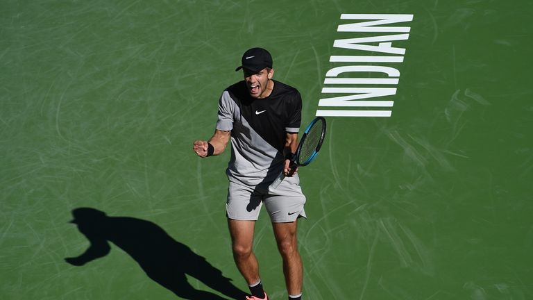 Del Potro edges Federer in sets to win Indian Wells title
