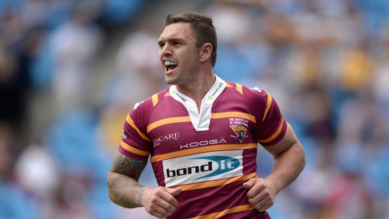Danny Brough was sent off in the closing stages for the Giants