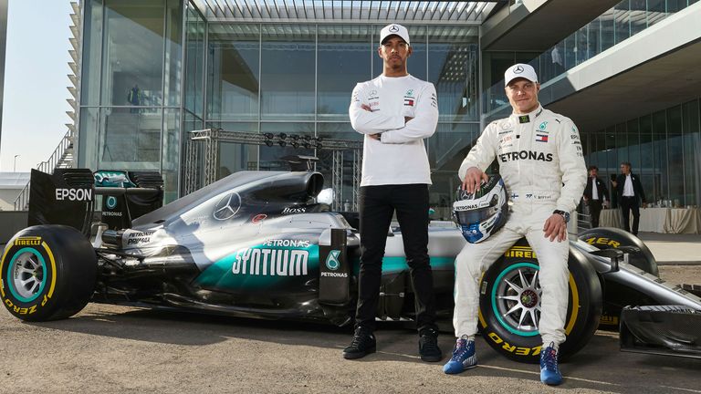 Lewis Hamilton and Valtteri Bottas unveil PETRONAS' new R&T centre