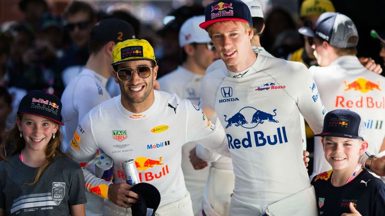 Hamilton qualifies fastest for Australian GP with new lap record Hamilton qualifies fastest for Australian GP with new lap record