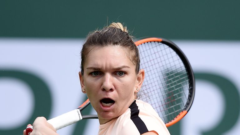 Simona Halep advanced to the quarter-finals in Indian Wells on Tuesday