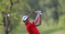 Wallace holds midway lead in China