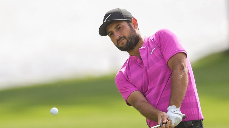 Dunne roars back into contention at China Open