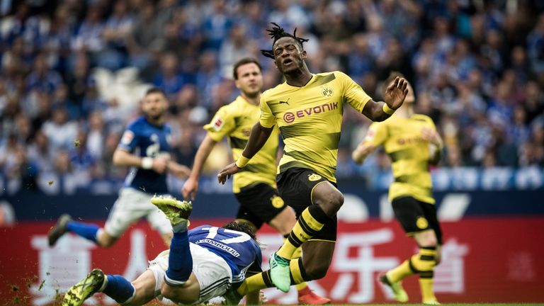 Schalke go four clear of Dortmund