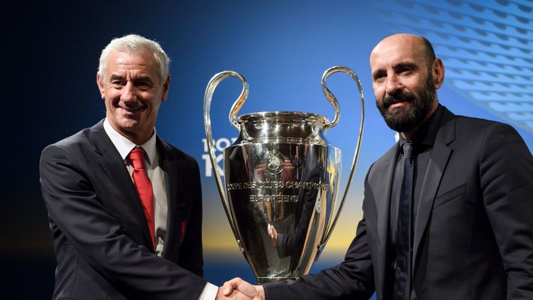 Roma sporting director Monchi has made a plea to club supporters ahead of the second leg