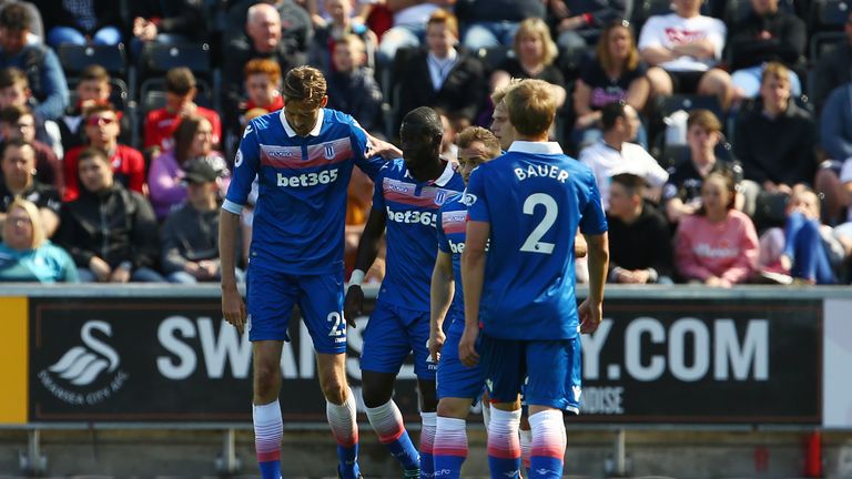 Badou Ndiaye (C) celebrates his goal with team-mates