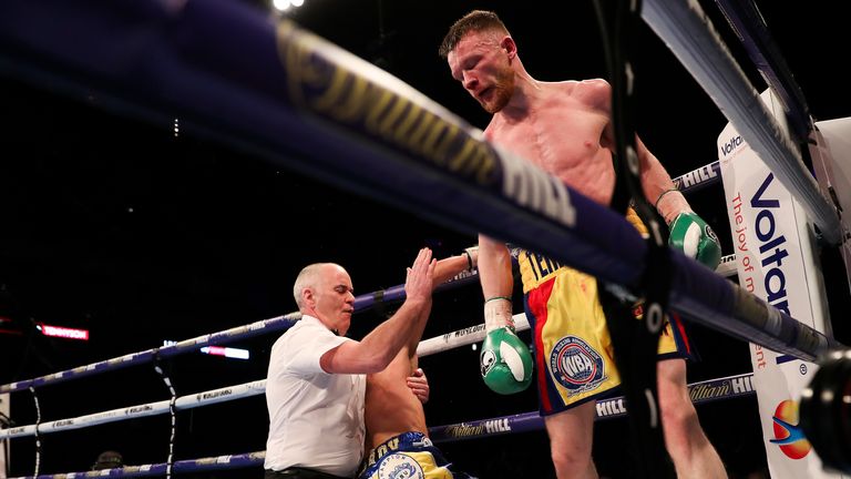 Tennyson pounded Ward to a halt in the fifth round