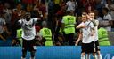 Kroos' late strike rescues Germany