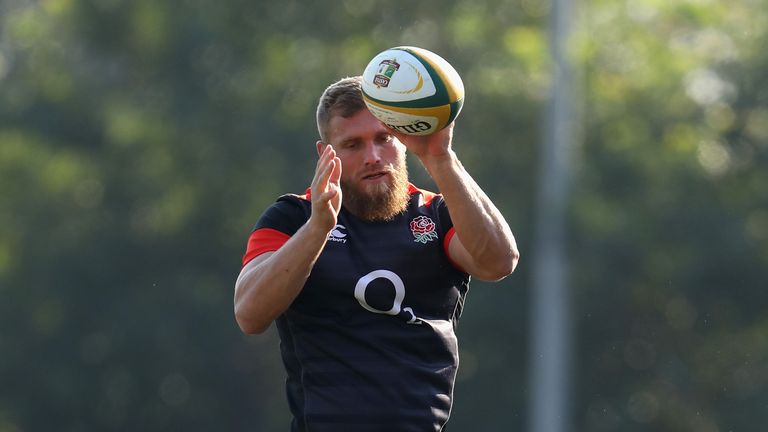 Brad Shields replaces Chris Robshaw at blindside flanker