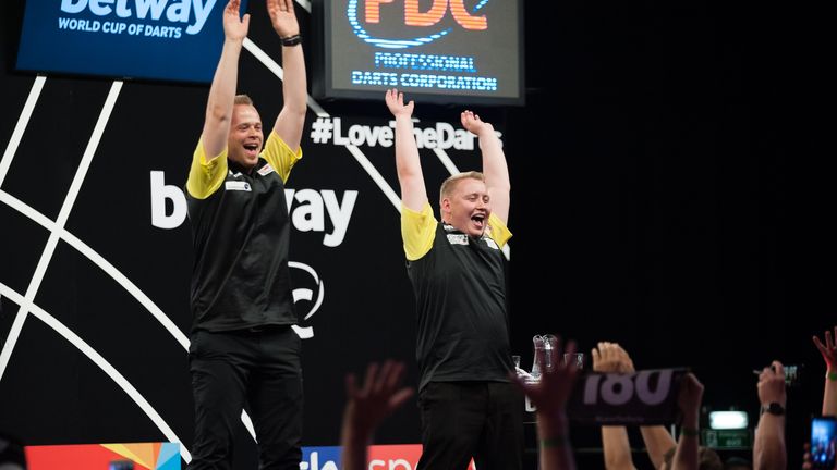 Wayne Mardle looks back on a memorable World Cup of Darts