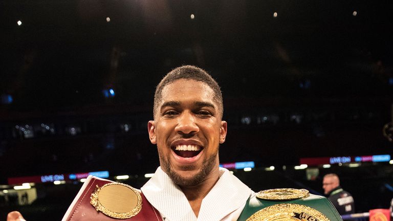 Anthony Joshua to sign a contract for a fight with Deontay Wilder