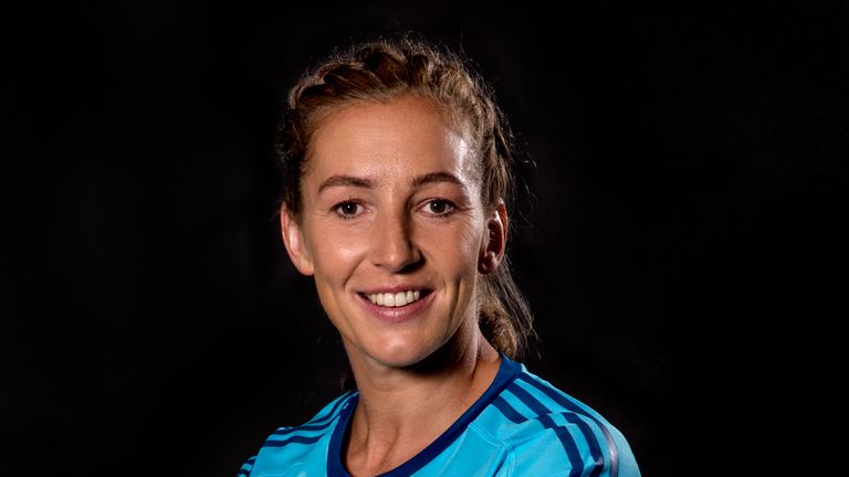 Siobhan Chamberlain is in United's squad set for football's second tier [스카이스포츠] 체임벌린, 큰 부상이 아니였다