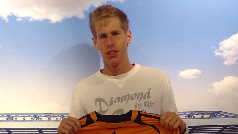 Gulacsi: Joins on loan