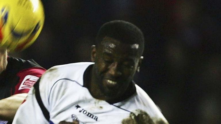 Johnson: Magpies loan