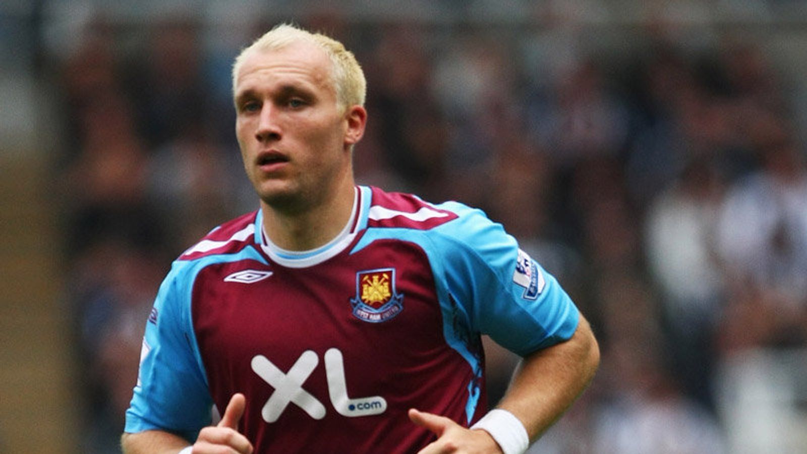 Curbs urges Deano patience Football News Sky Sports