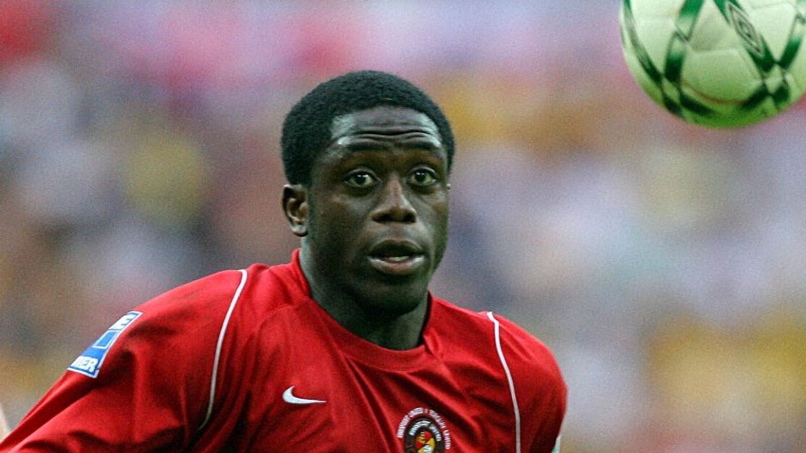 Футболист по английски. Akinde John. MYFOOTBALLCLUB.