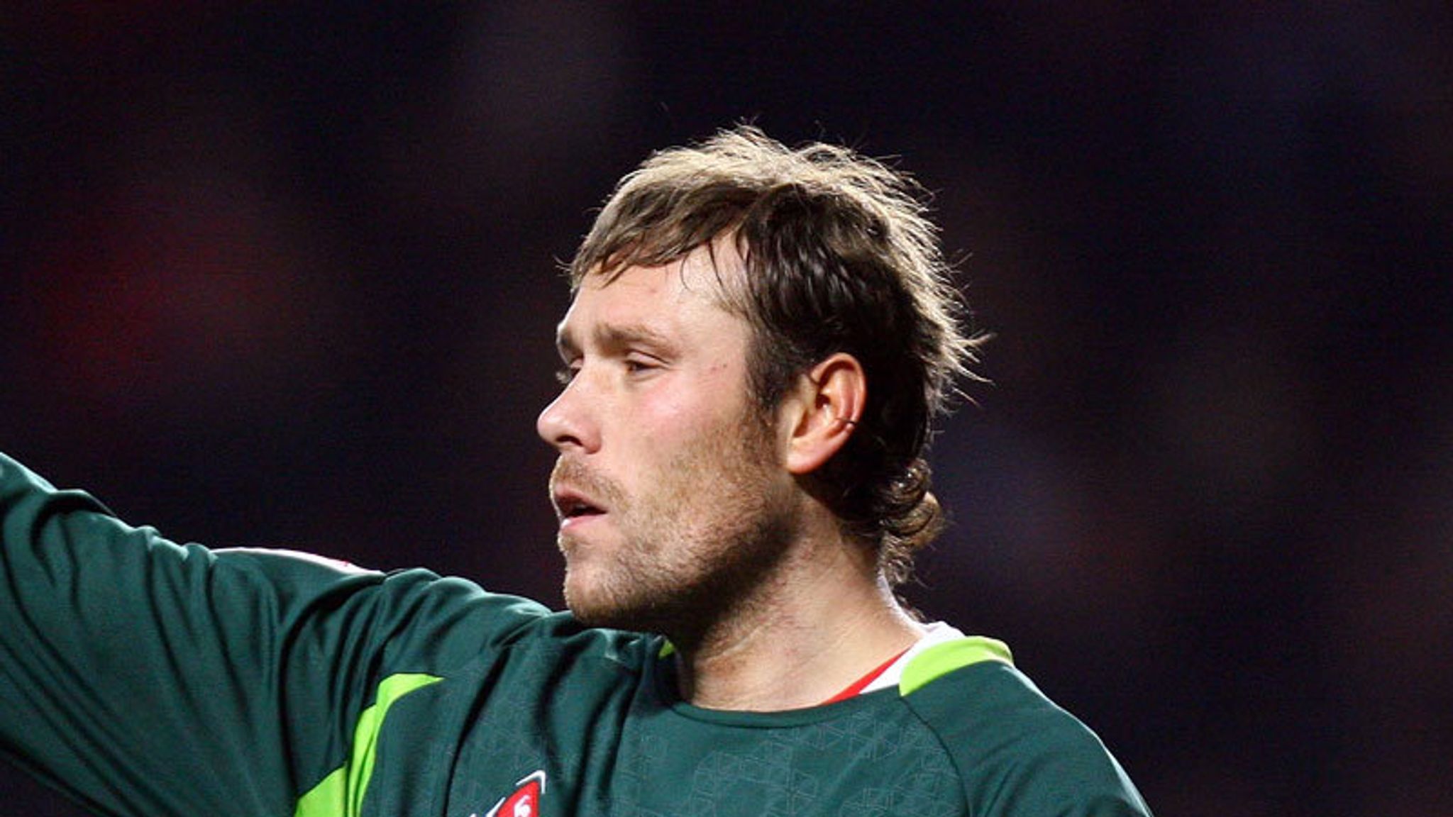 Simonsen vows to battle on | Football News | Sky Sports