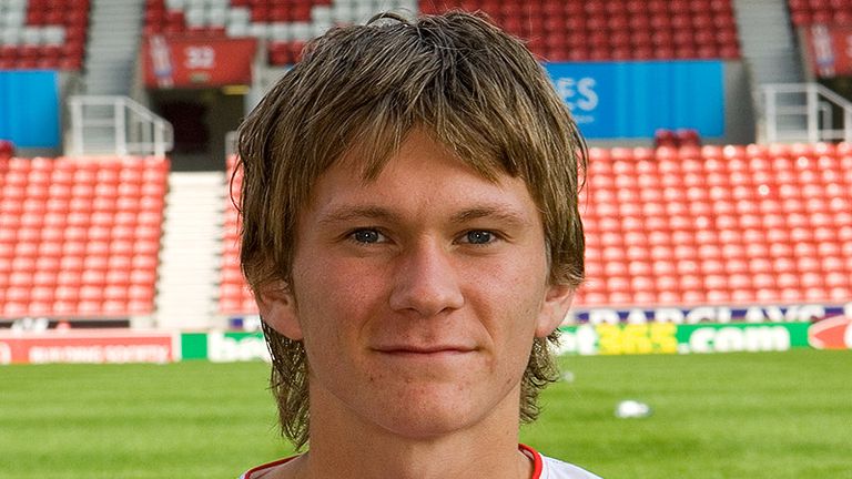 OFFICIAL PIC - NO USE OUTSIDE SKYSPORTS.COM